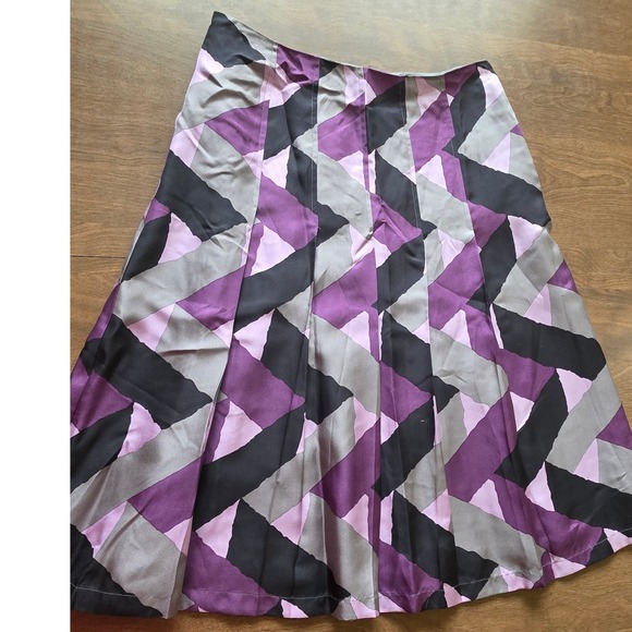 Harold's Dresses & Skirts - Harolds Womens 100% Silk Geometric Abstract A-Line Midi Skirt Purple Grey Size 4